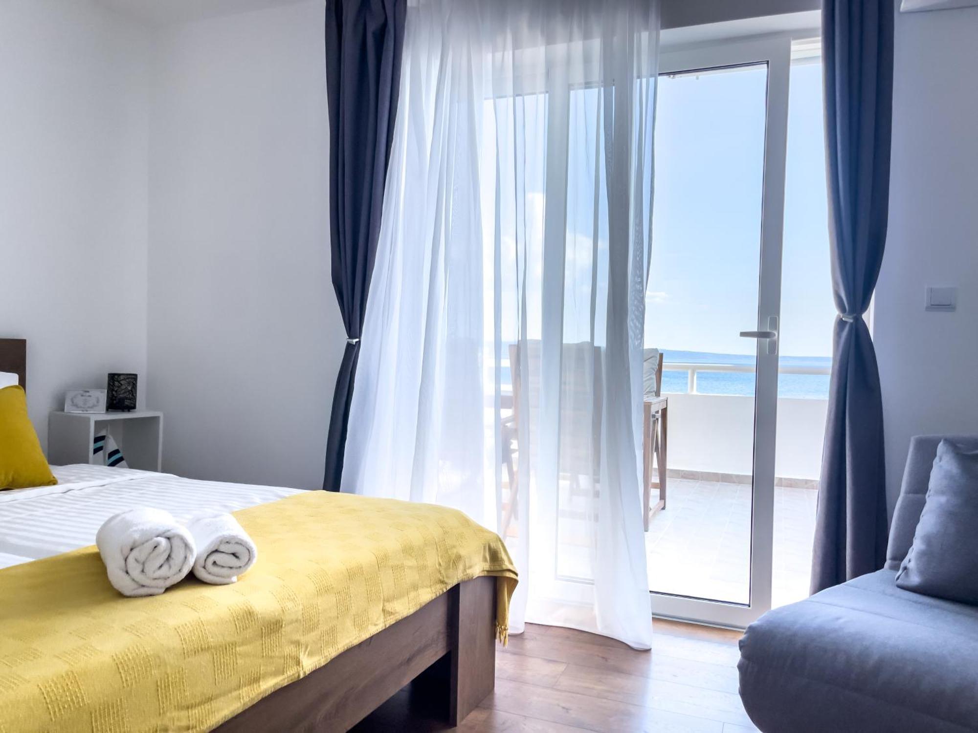 Apartments Goro Подстрана Екстериор снимка